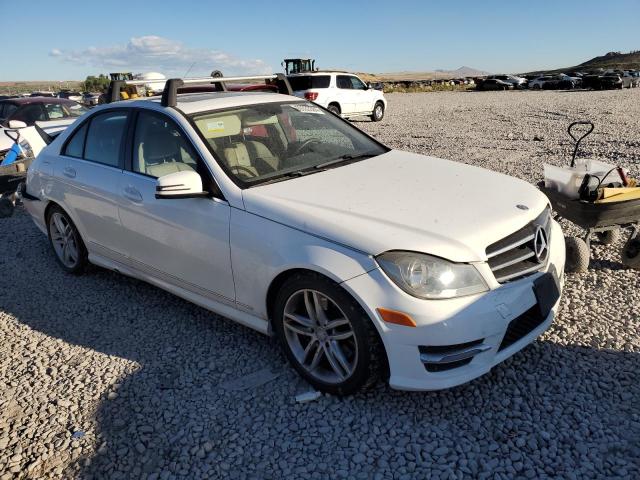 VIN WDDGF8AB6ER313056 2014 Mercedes-Benz C-Class, 3... no.4