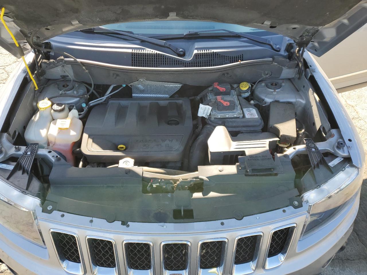 1C4NJCEA4GD648370 2016 Jeep Compass Latitude