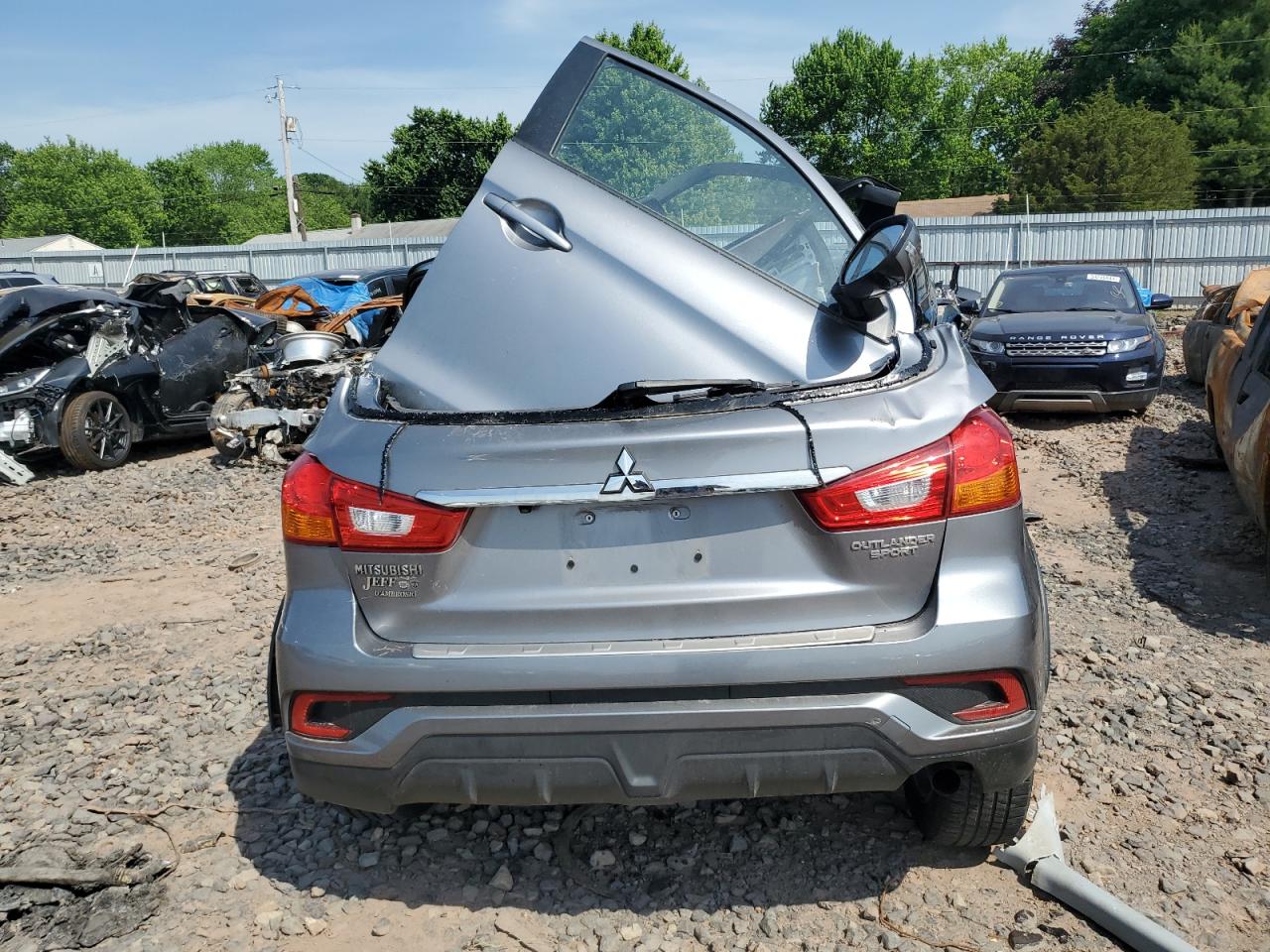 JA4AR3AUXKU031761 2019 Mitsubishi Outlander Sport Es