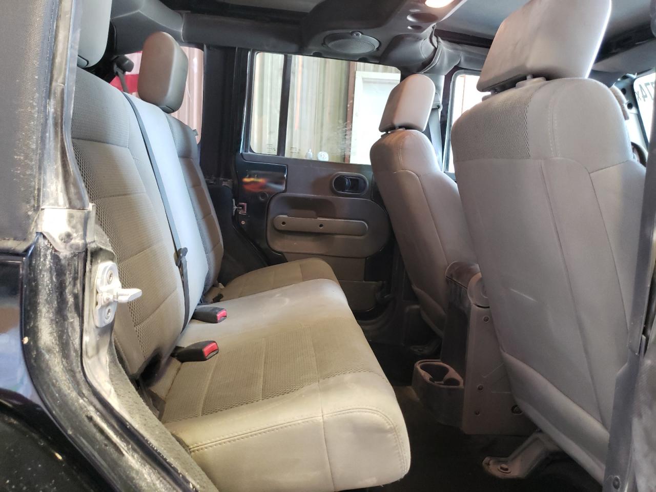 1J8GA59197L136827 2007 Jeep Wrangler Sahara