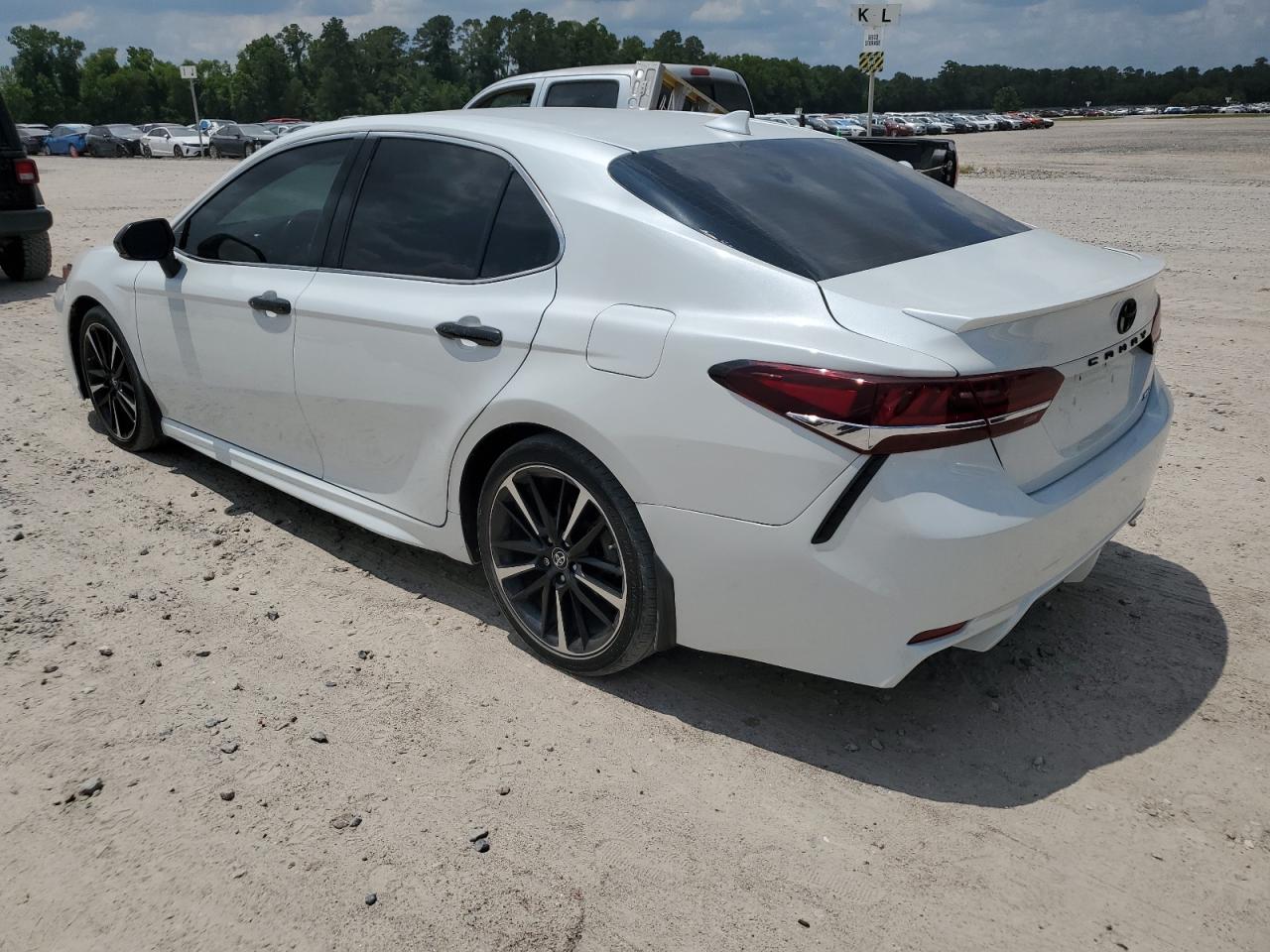 4T1B61HKXKU759300 2019 Toyota Camry Xse