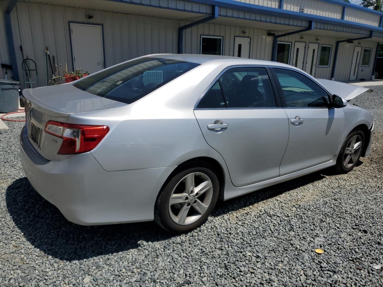 4T1BF1FK0DU708233 2013 Toyota Camry L