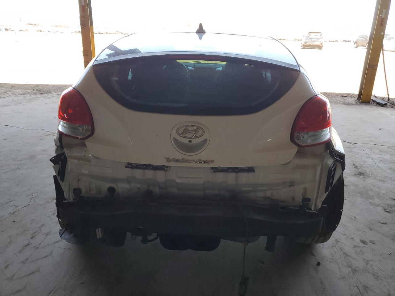 KMHTC6AD4GU257122 2016 Hyundai Veloster