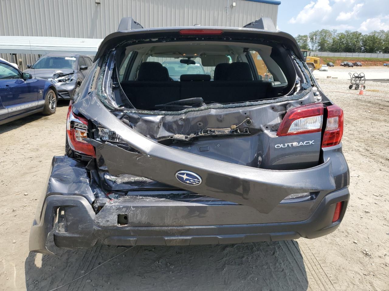 Lot #2924156097 2019 SUBARU OUTBACK 2.