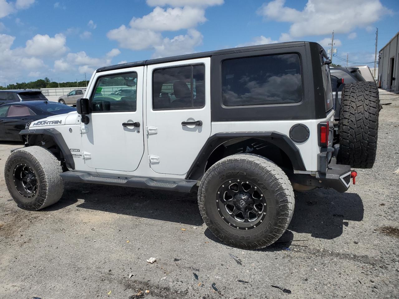 2016 Jeep Wrangler Unlimited Sport vin: 1C4BJWKG3GL266382