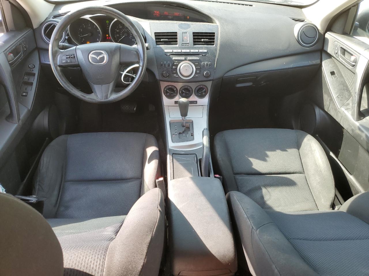 JM1BL1UF5B1392684 2011 Mazda 3 I