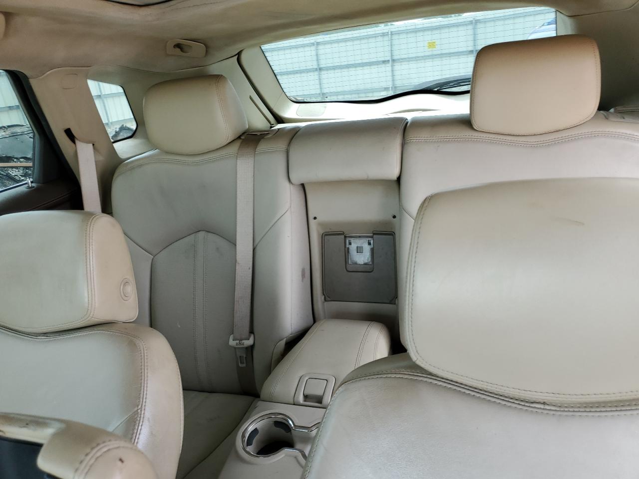 3GYFNCEY4BS672743 2011 Cadillac Srx Premium Collection