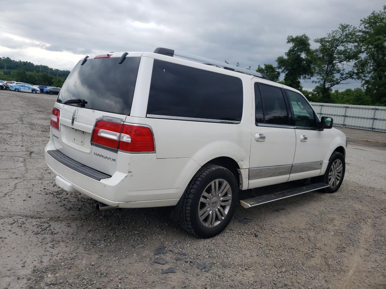 5LMJJ3J53AEJ02094 2010 Lincoln Navigator L