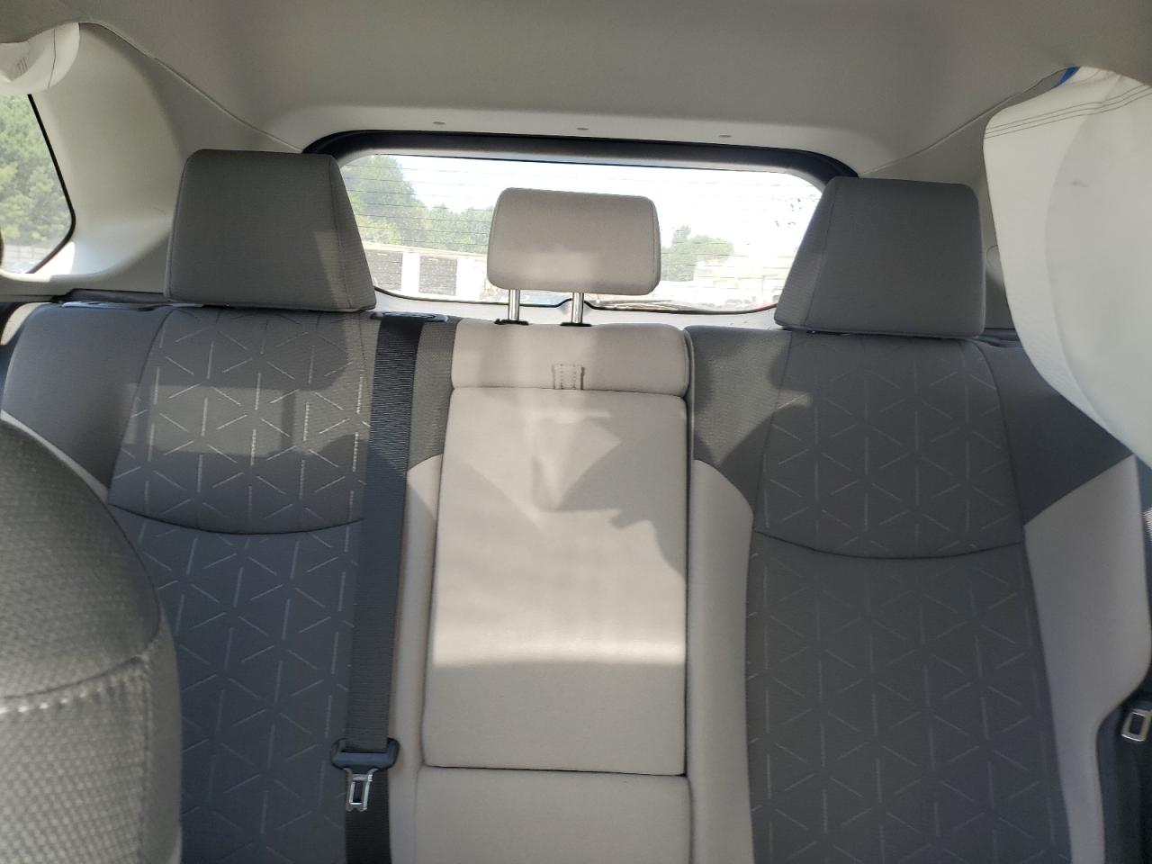 2T3W1RFV9MC119408 2021 Toyota Rav4 Xle