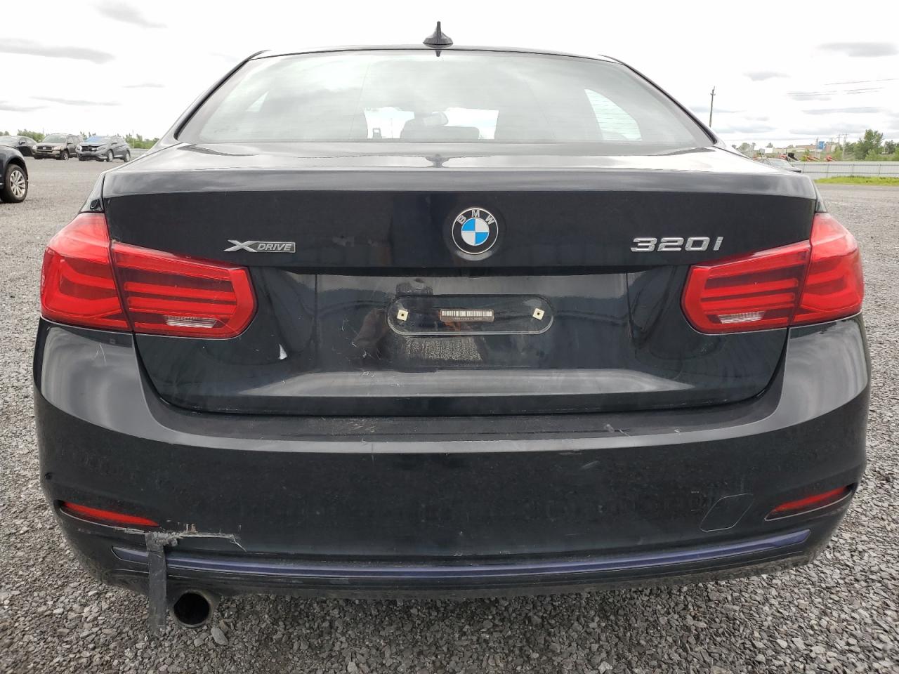 WBA8E5G53HNU22780 2017 BMW 320 Xi