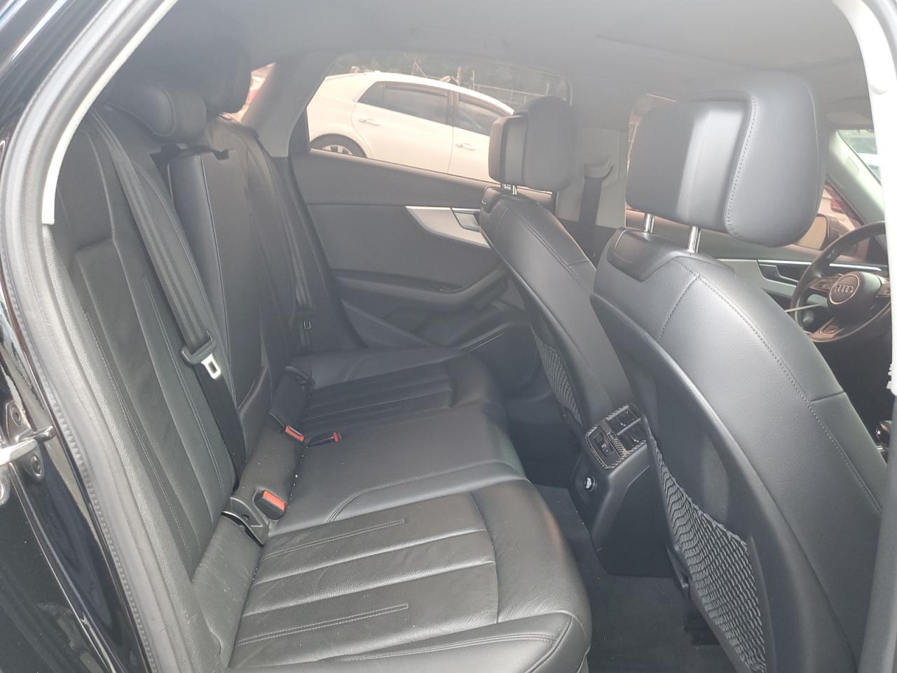 WAUENAF42JA035865 2018 Audi A4 Premium Plus