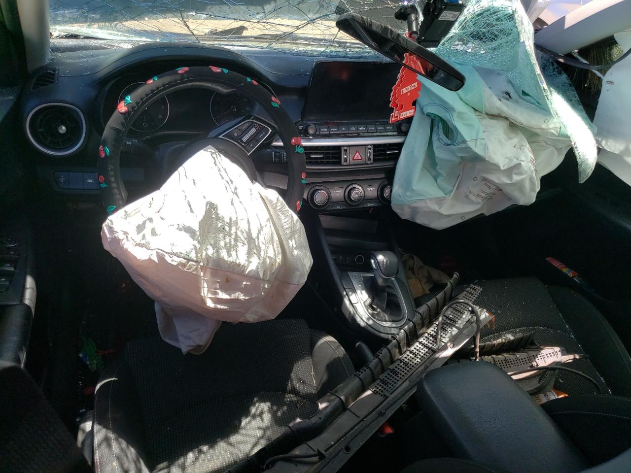 3KPF24AD7ME312018 2021 Kia Forte Fe