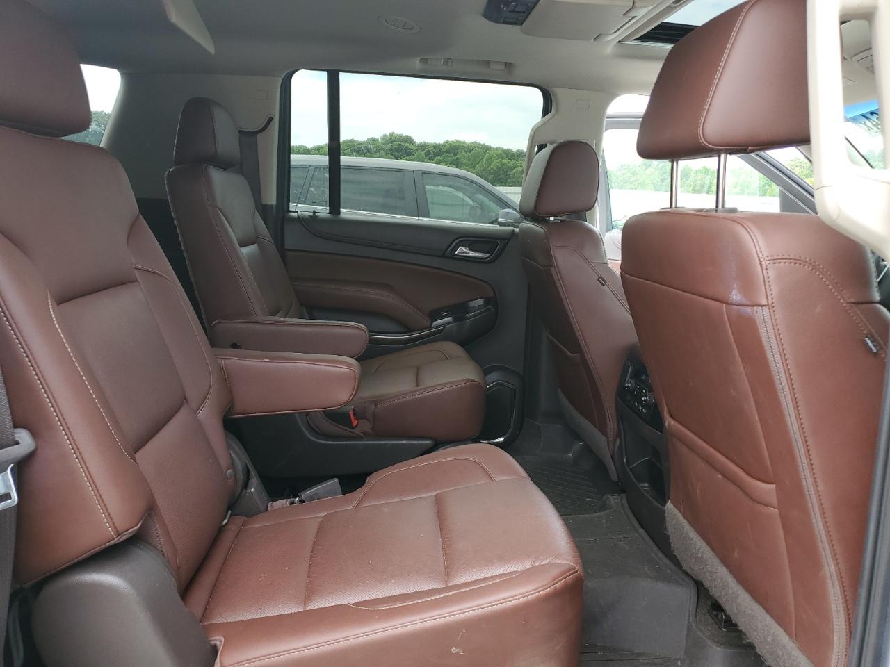 1GNSKJKCXJR197358 2018 Chevrolet Suburban K1500 Premier