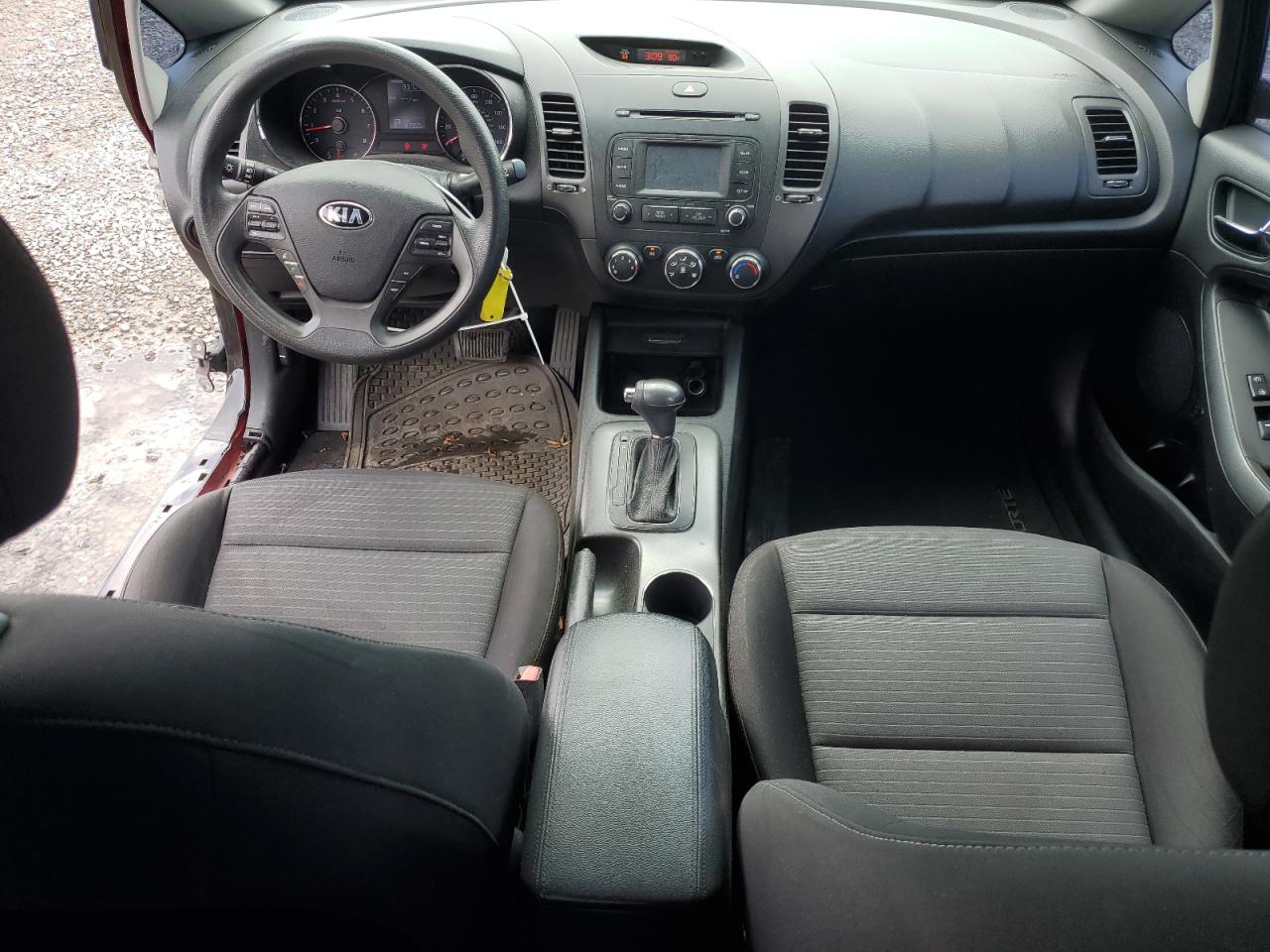 KNAFX4A62G5565411 2016 Kia Forte Lx