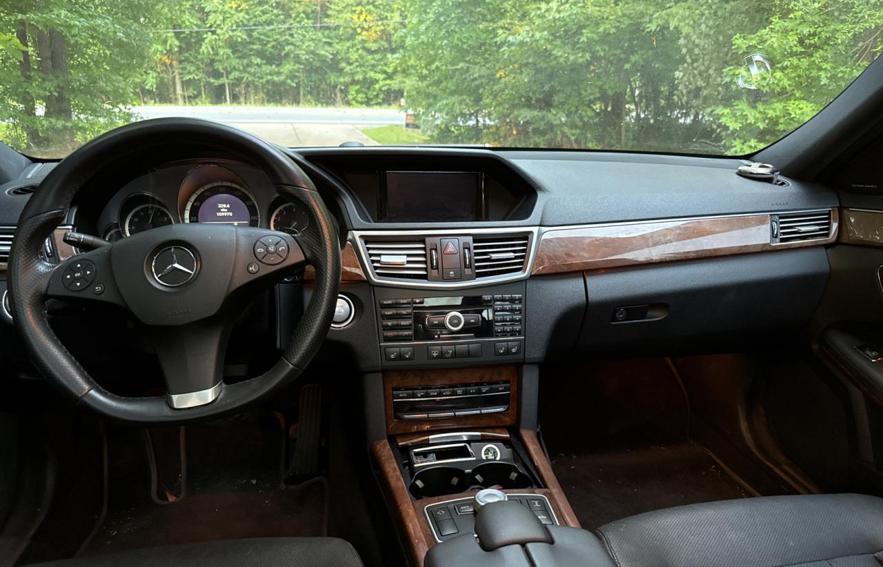WDDHF7CB6AA057165 2010 Mercedes-Benz E 550