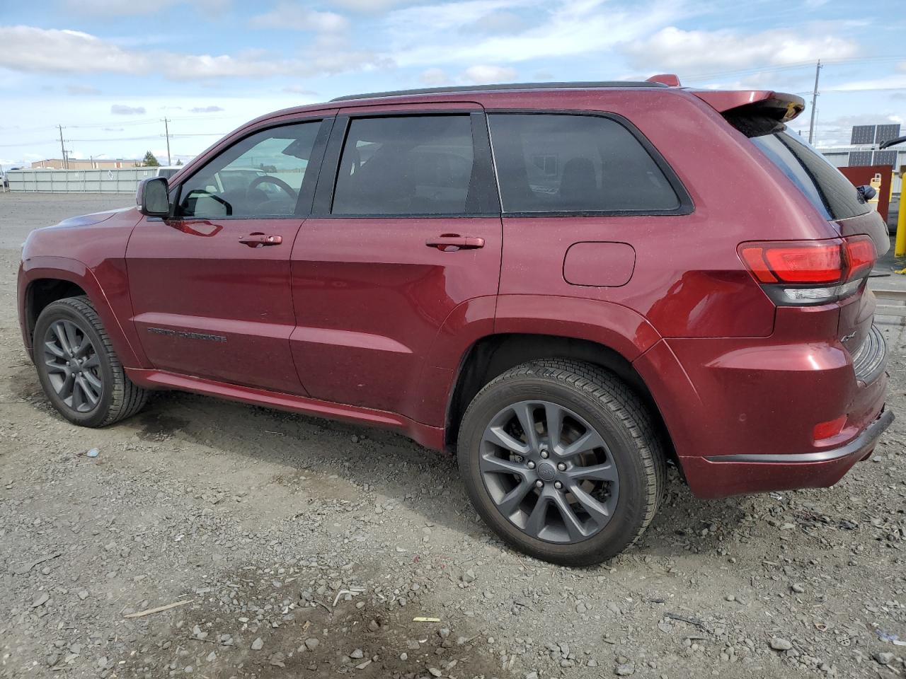 1C4RJFCG1JC343433 2018 Jeep Grand Cherokee Overland