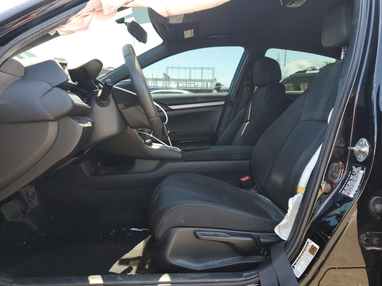 SHHFK7H2XJU405089 2018 Honda Civic Lx