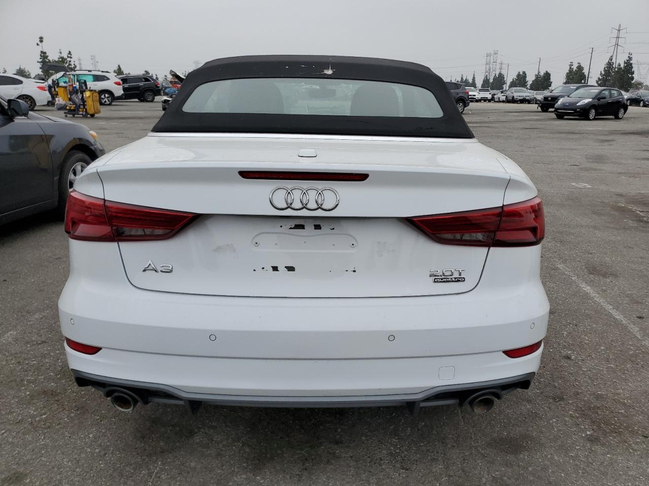 2018 Audi A3 Premium Plus vin: WAUY8LFF5J1021010