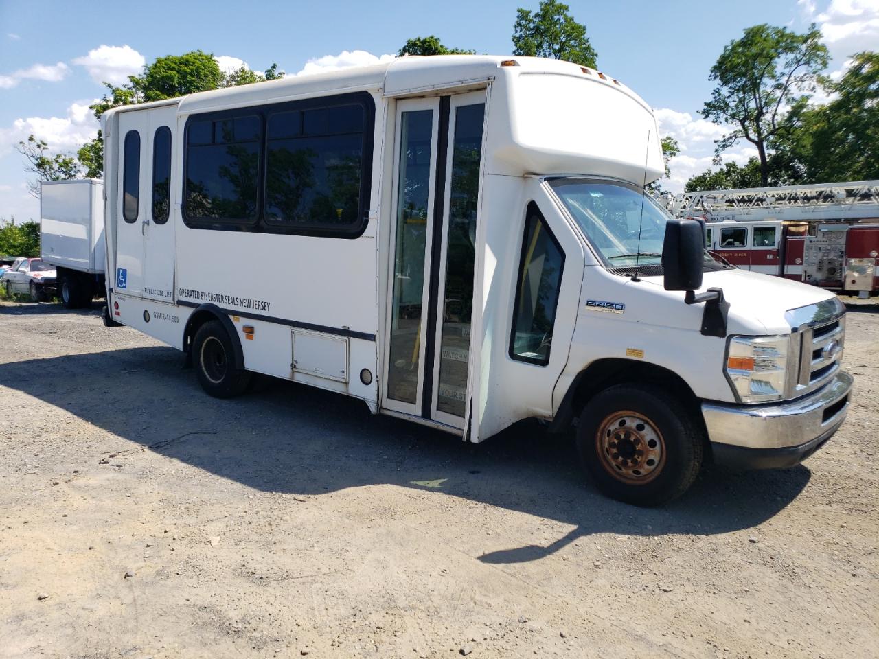 2013 Ford Econoline E450 Super Duty Cutaway Van vin: 1FDFE4FS5DDB12654