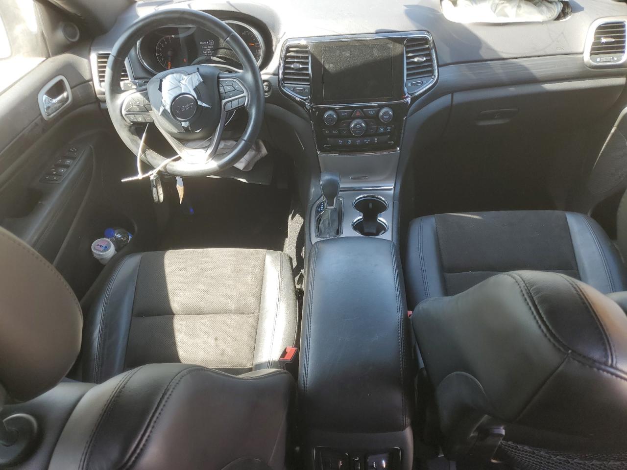 1C4RJEAG1MC553600 2021 Jeep Grand Cherokee Laredo