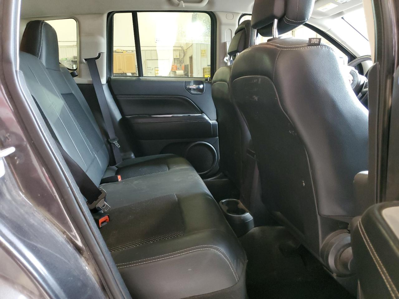 1C4NJDEB4GD756082 2016 Jeep Compass Latitude