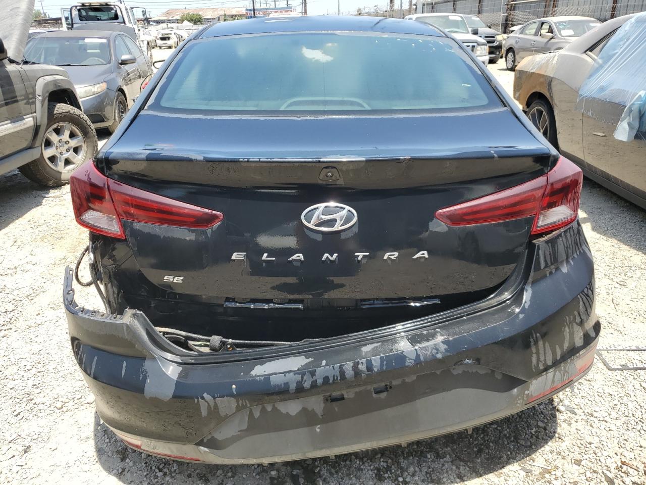 5NPD74LFXKH405552 2019 Hyundai Elantra Se
