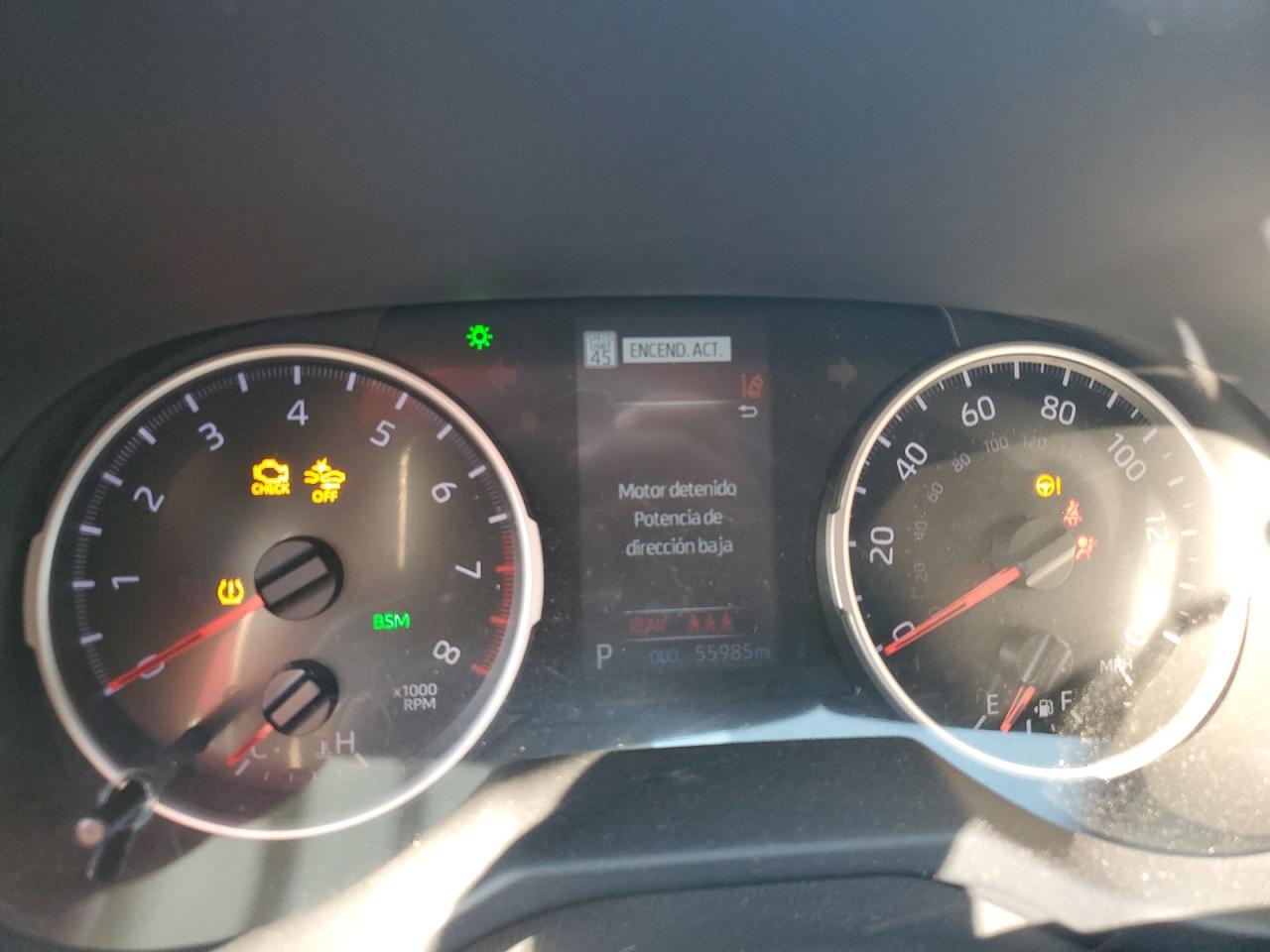 2T3W1RFV6MC098825 2021 Toyota Rav4 Xle