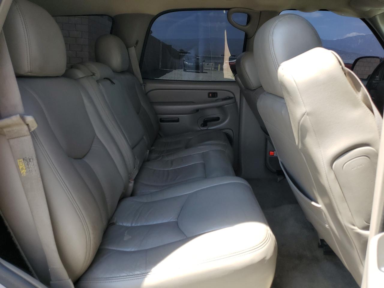 1GNEK13T44J325561 2004 Chevrolet Tahoe K1500