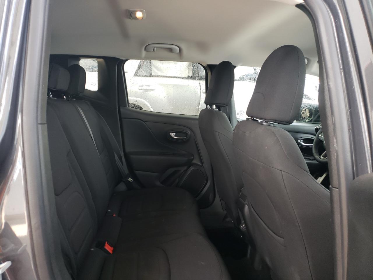 ZACNJDB14NPN88497 2022 Jeep Renegade Latitude