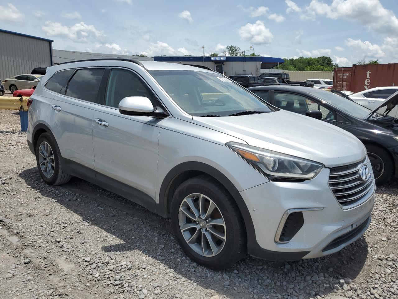 2017 Hyundai Santa Fe Se vin: KM8SM4HF4HU167961