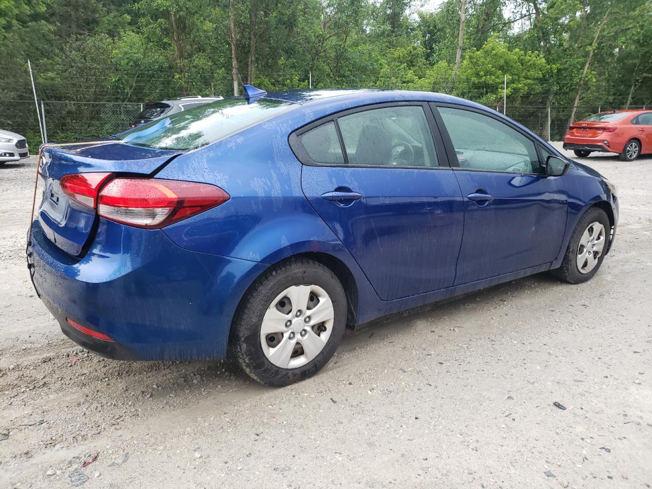 3KPFK4A78HE138864 2017 Kia Forte Lx