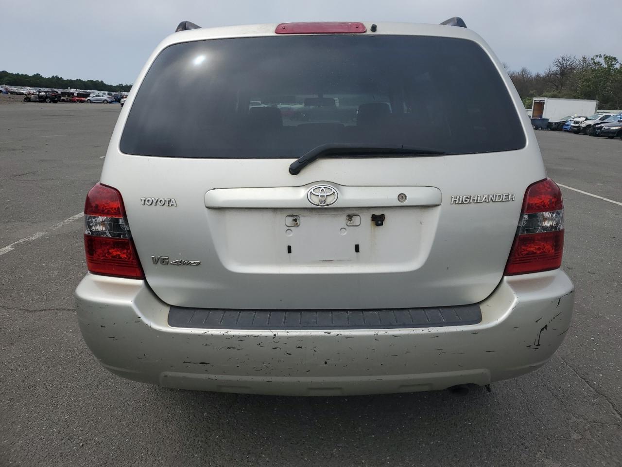 JTEEP21A550096439 2005 Toyota Highlander Limited