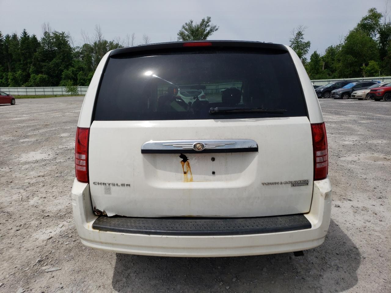 2A4RR5D12AR299568 2010 Chrysler Town & Country Touring