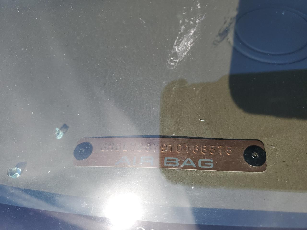 JM3LW28Y910166575 2001 Mazda Mpv Wagon