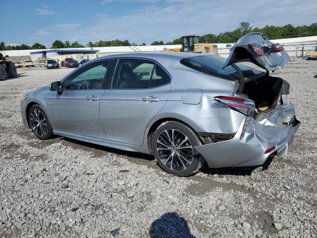 4T1B11HK9JU505901 2018 TOYOTA CAMRY - Image 2