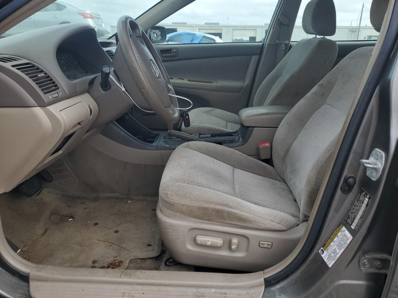 4T1BE32K64U908439 2004 Toyota Camry Le