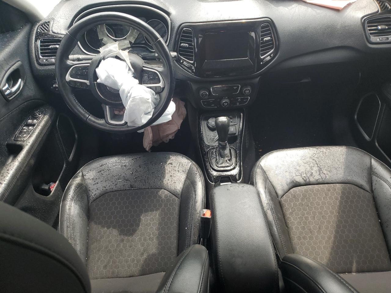 3C4NJDBB4LT137717 2020 Jeep Compass Latitude