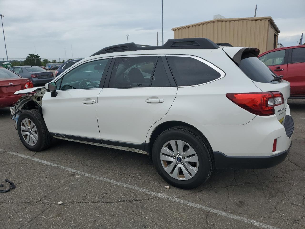 4S4BSBDC8F3282183 2015 Subaru Outback 2.5I Premium