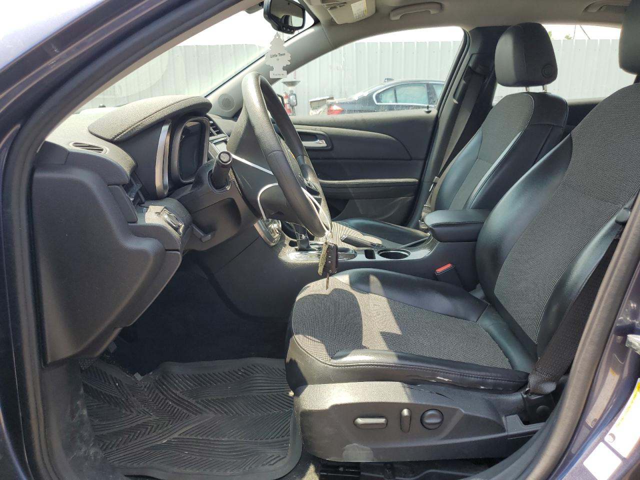 1G11C5SL3FF271133 2015 Chevrolet Malibu 1Lt