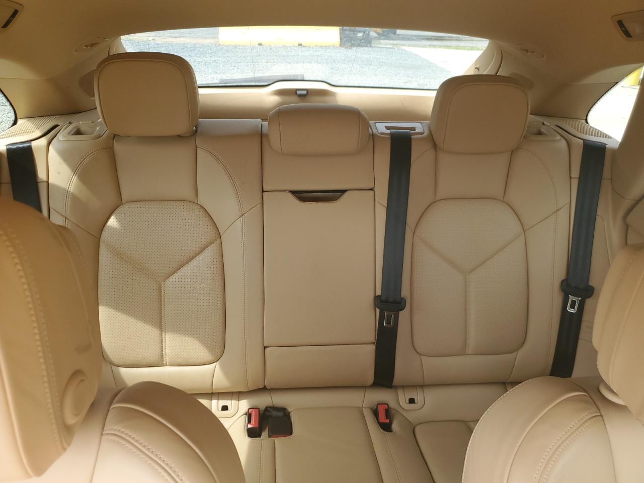 WP1AB2A51HLB17146 2017 Porsche Macan S