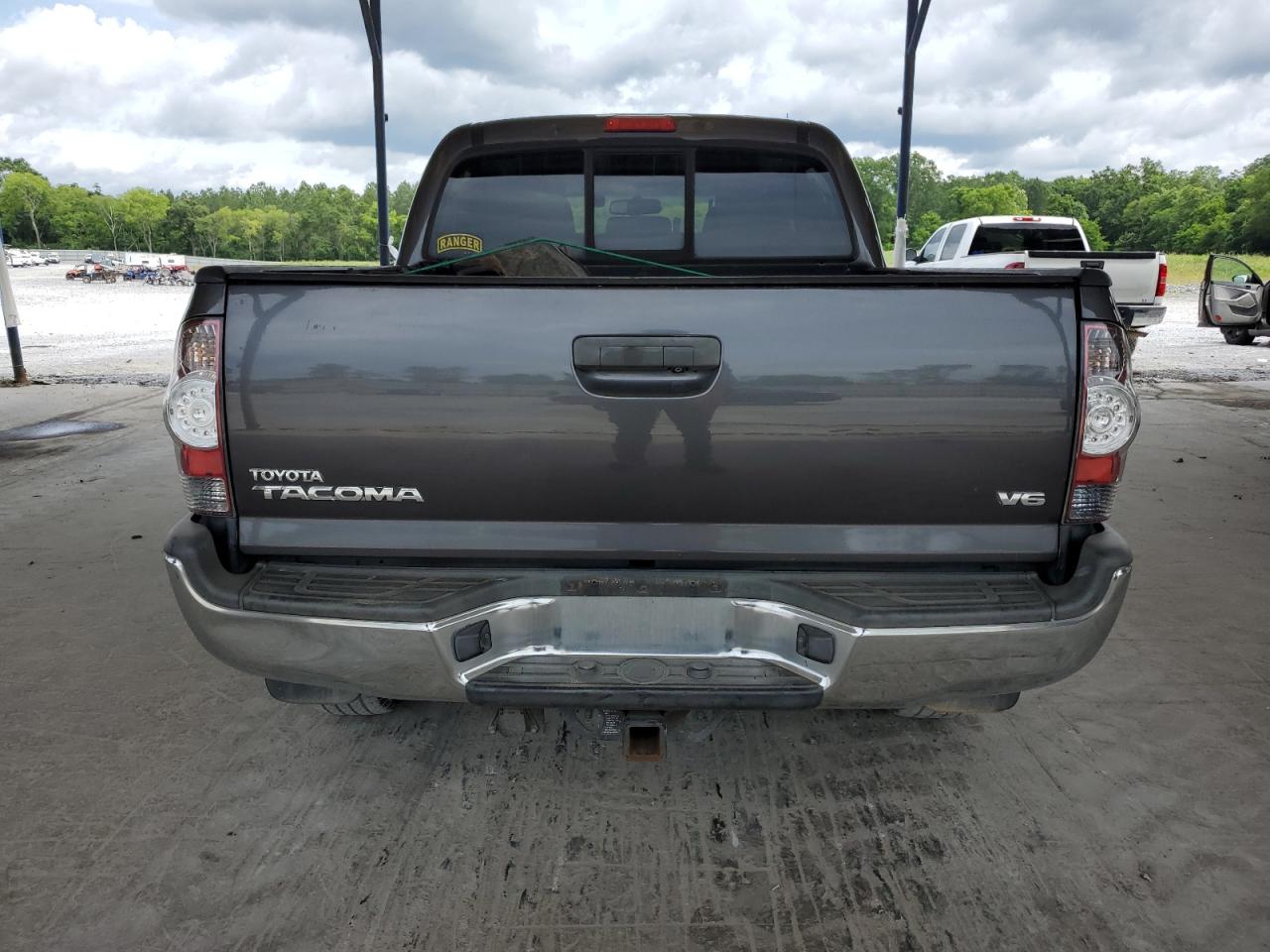 5TFLU4EN1DX049153 2013 Toyota Tacoma Double Cab