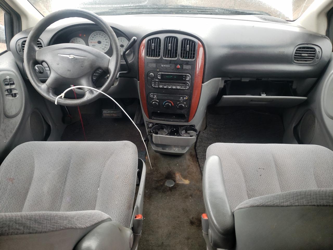 2C4GP44R25R423377 2005 Chrysler Town & Country Lx