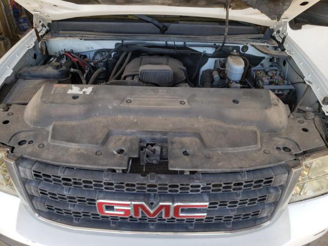 2011 GMC Sierra K2500 Heavy Duty VIN: 1GT22ZCG8BZ175823 Lot: 58840364