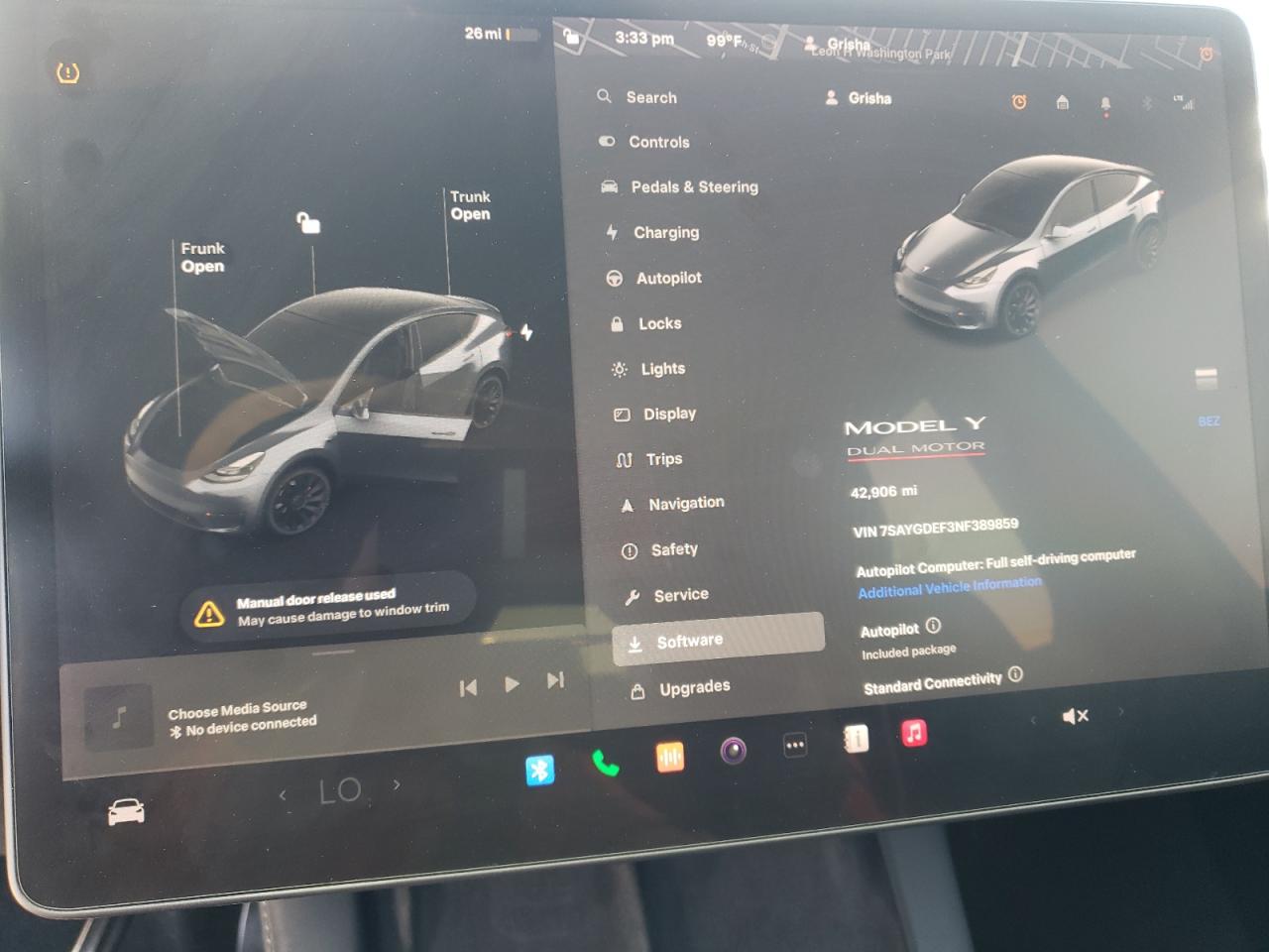 2022 Tesla Model Y vin: 7SAYGDEF3NF389859