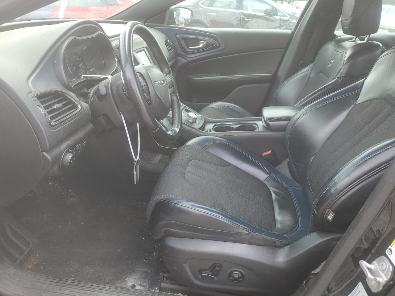 1C3CCCBG4FN690111 2015 Chrysler 200 S