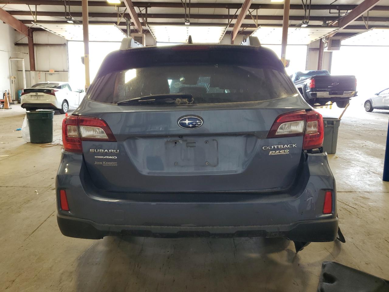 4S4BSACC3H3271042 2017 Subaru Outback 2.5I Premium