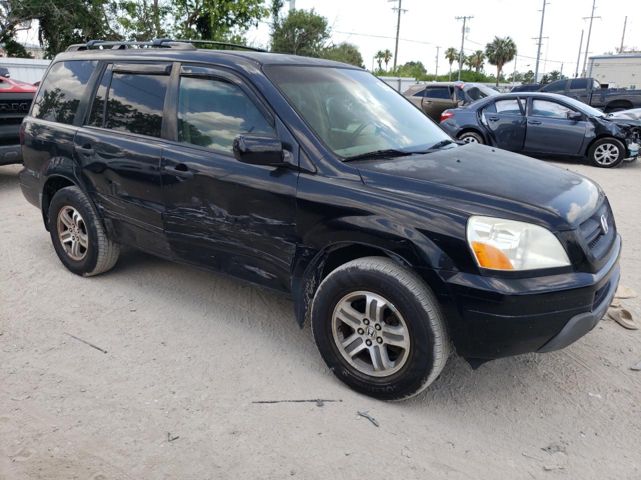 5FNYF18625B025748 2005 Honda Pilot Exl