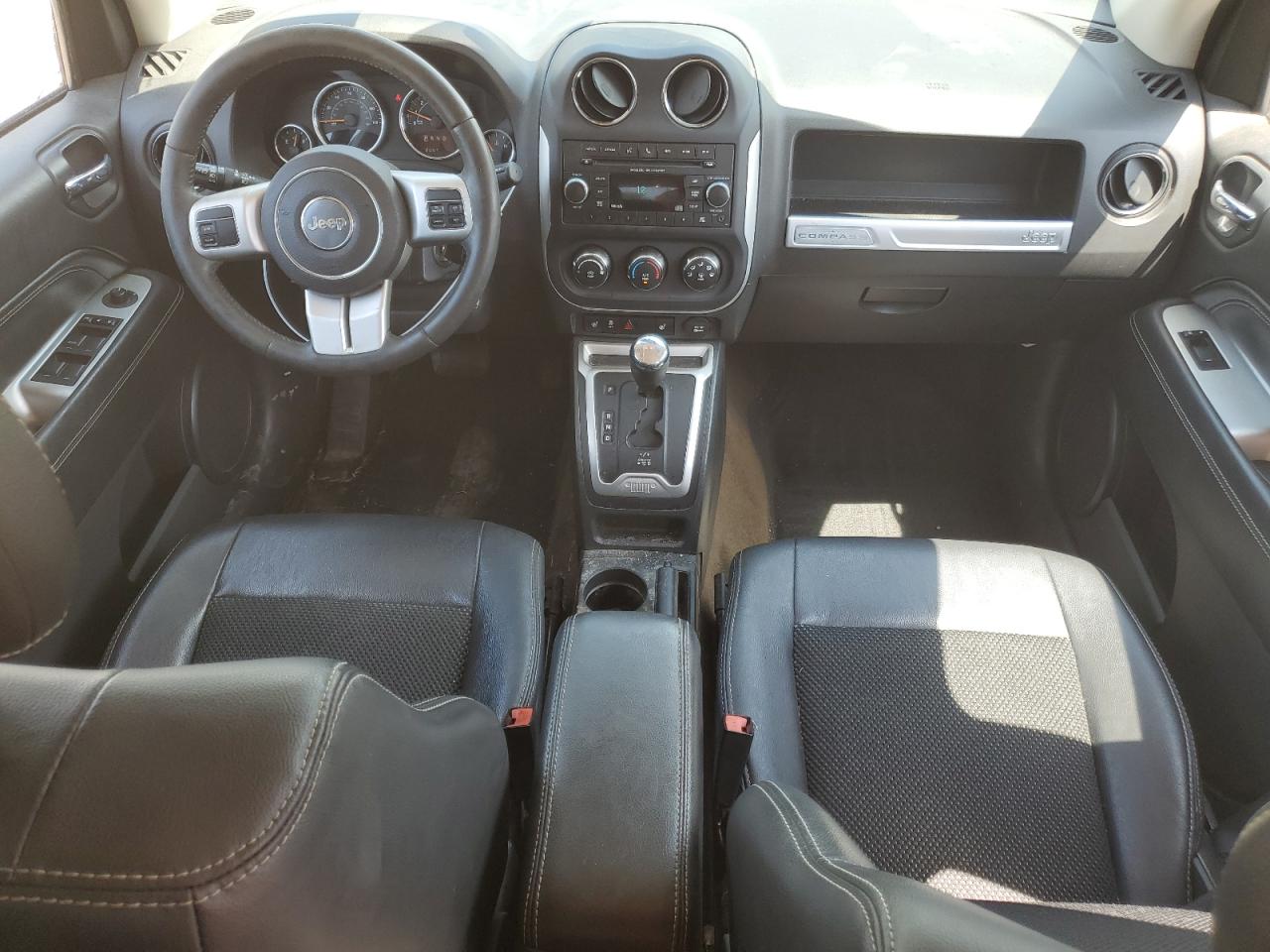 1C4NJCEA2GD620566 2016 Jeep Compass Latitude