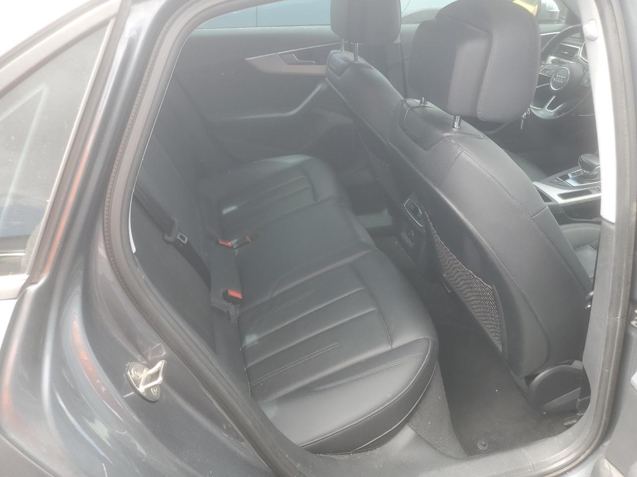 WAUDNAF44HN043254 2017 Audi A4 Premium