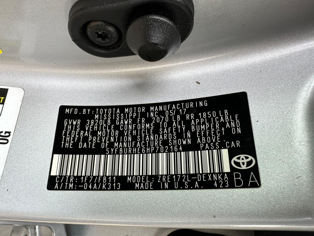 2017 Toyota Corolla L vin: 5YFBURHE6HP702164